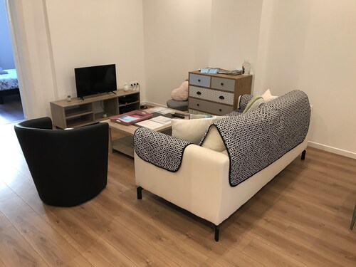 3 chambres en lit double dans un appartement entièrement rénové, Clim,<br>lit bébé 