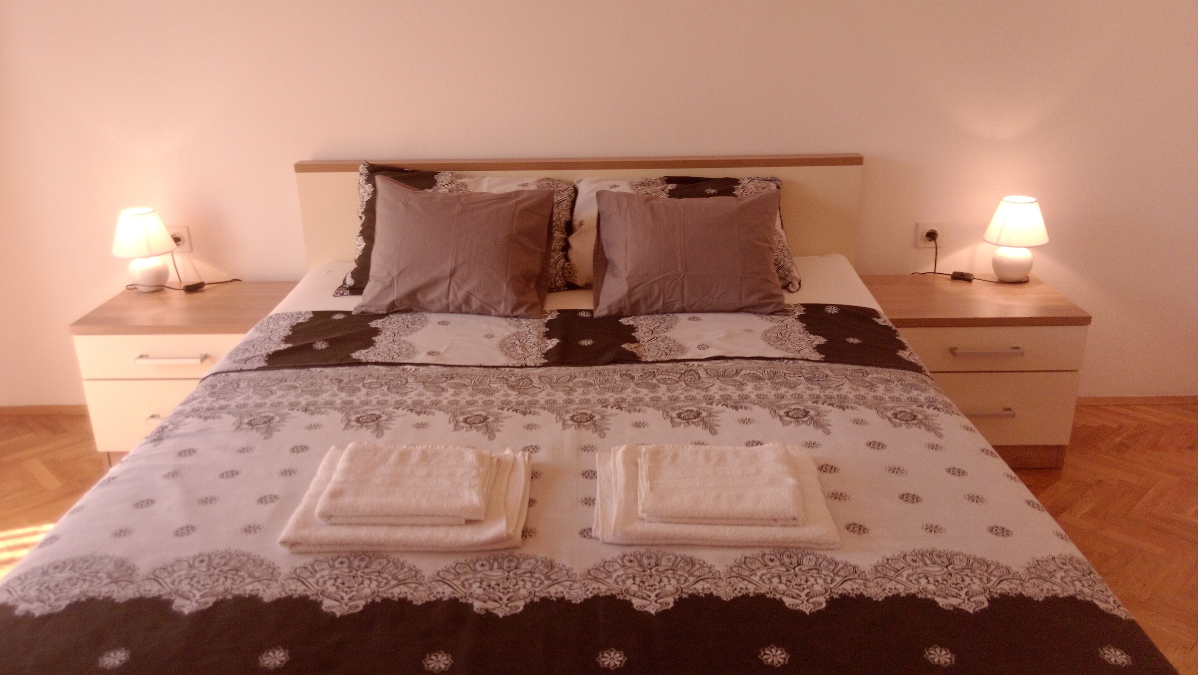 2 chambres, Wi-Fi, draps fournis