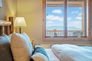 2 bedrooms, free WiFi, bed sheets, wheelchair access