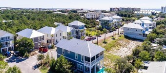 Heated Private Pool*, Walk to the Beach! Golf Cart & 6 Bikes! - Blue Dune 30A in Blue Mountain Beach