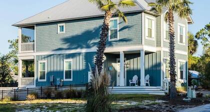 Heated Private Pool*, Walk to the Beach! Golf Cart & 6 Bikes! - Blue Dune 30A in Blue Mountain Beach