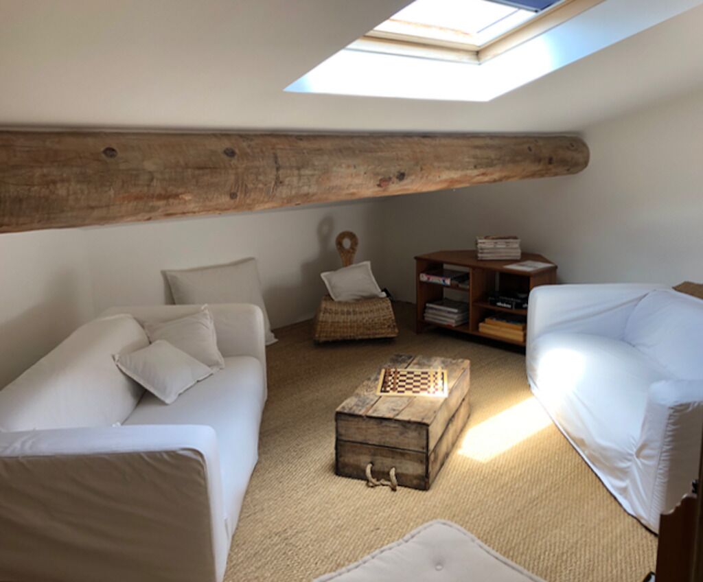 Smart-tv, böcker och printers