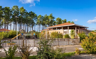 Homerez - House in Parentis-en-Born
