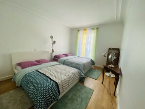 4 Schlafzimmer, Zimmersafe, Bügeleisen/Bügelbrett, Reisekinderbett