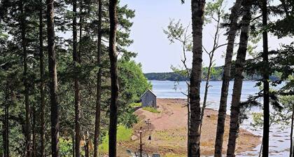Apple Tree Cove Seaside House