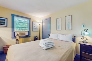 2 chambres, fer et planche Ă repasser, Wi-Fi, draps fournis
