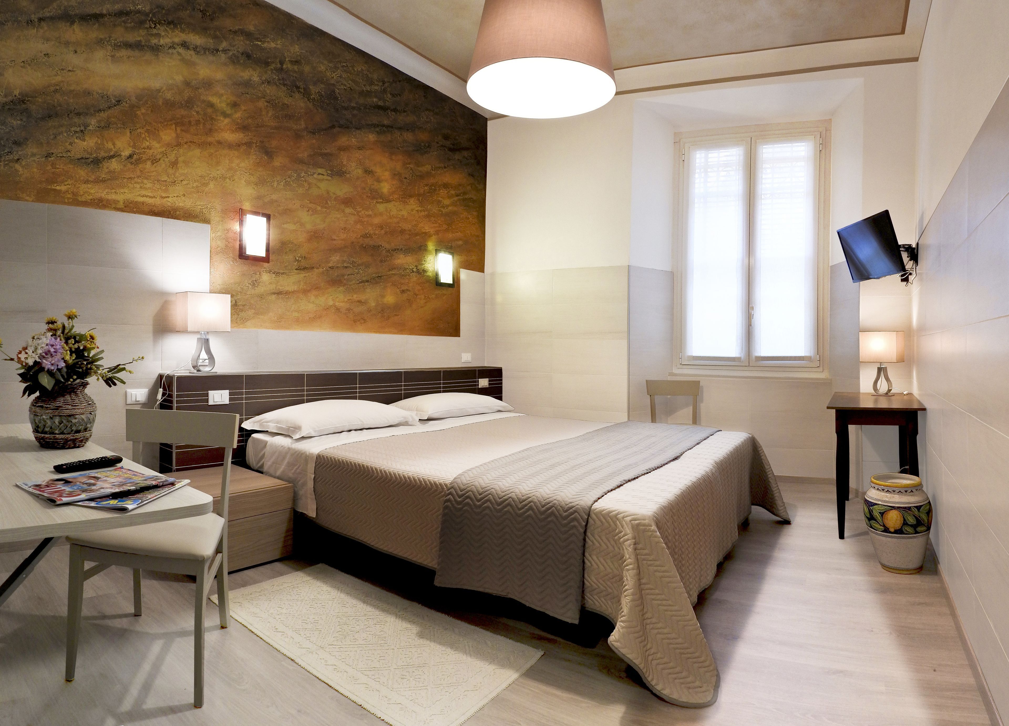 Desk, laptop workspace, rollaway beds, free WiFi