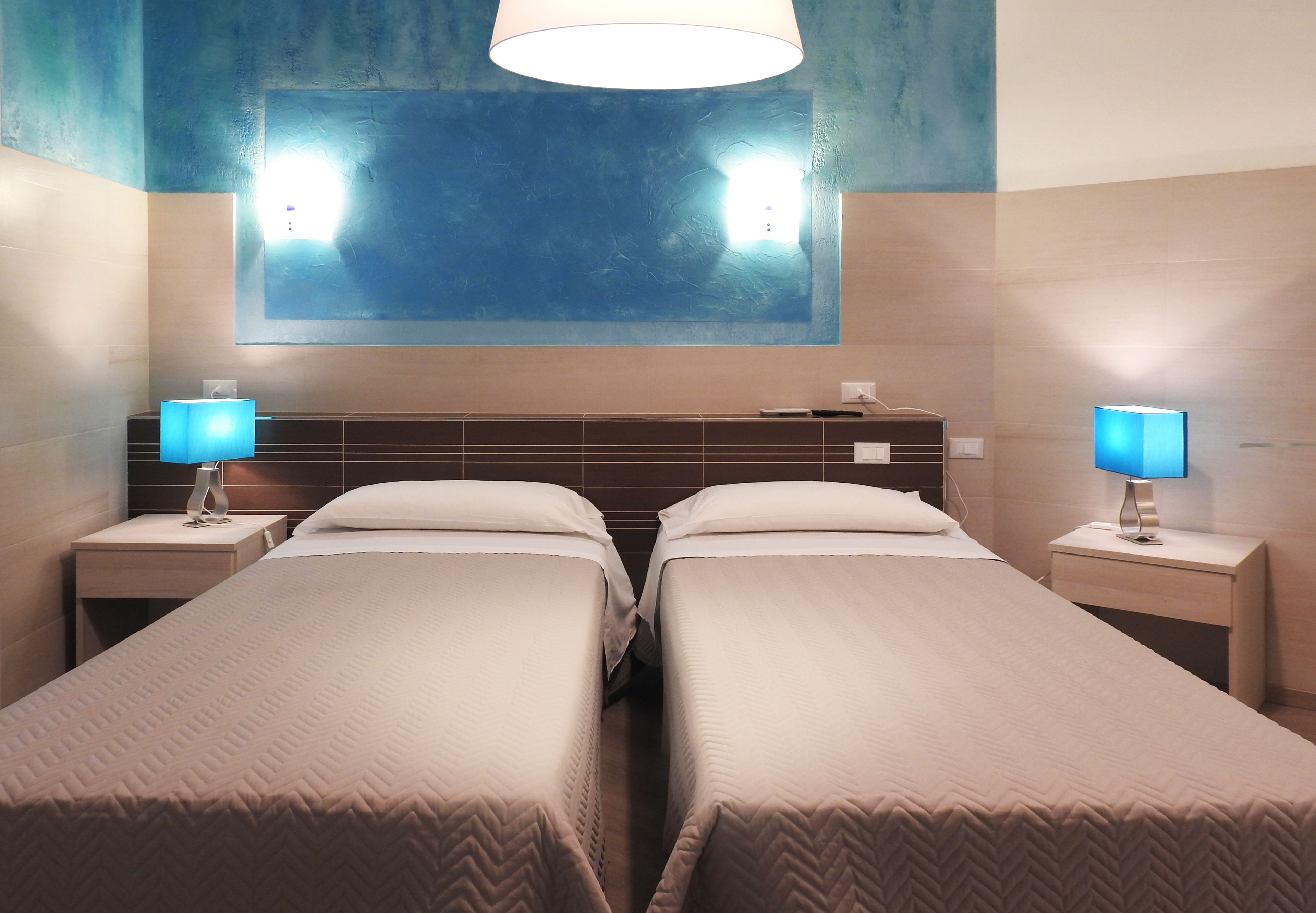 double or twin room | desk, laptop workspace, rollaway beds, free wifi