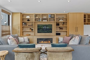 1.03-plunge-j-telluride-living-room-7 - Beautiful West End Condo | New Remodel, Steps to Chair 7, Trails & Ski Access (Telluride)