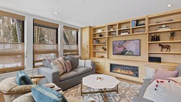 Smart TV, DVD player, stereo