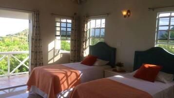 2 Schlafzimmer, Zimmersafe, Bügeleisen/Bügelbrett, Reisekinderbett