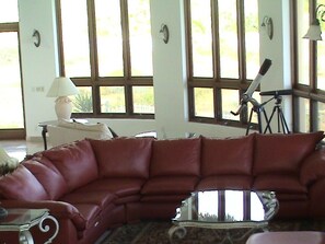 TV, DVD player, books, video library - McGann Estate Resort: Two Houses on the Beach, sleeps 14 (Los Barriles)