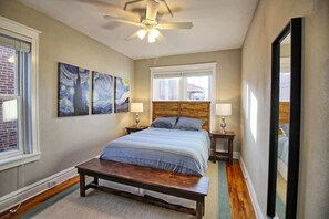 1 chambre, bureau, fer et planche à repasser, Wi-Fi