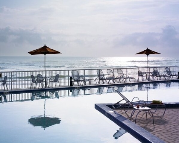 Indoor pool, outdoor pool