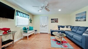 Smart-TV og DVD-spiller