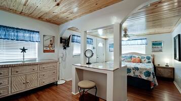 3 bedrooms, iron/ironing board, travel crib, WiFi