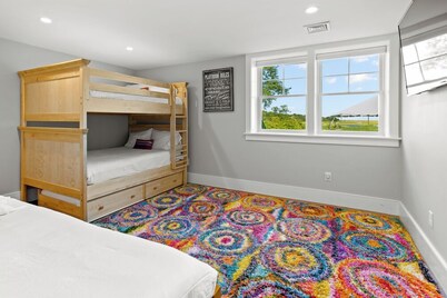 Quivett Compound 419-B  Magnificent Mansion, Privacy, Pool, Water Views in Brewster