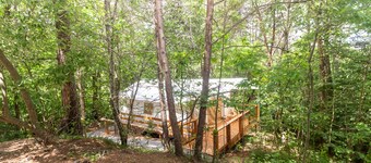 Glamping at Copperhill - "The Kayak"
