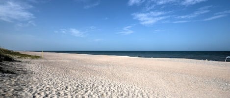 Vlak bij het strand