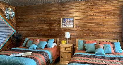 uusi Rustic Elegance SILVER SPUR CABIN Tutustu Wichita-vuoristojen WiFi Netflixiin