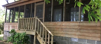 Rustik Lake Cabin AL