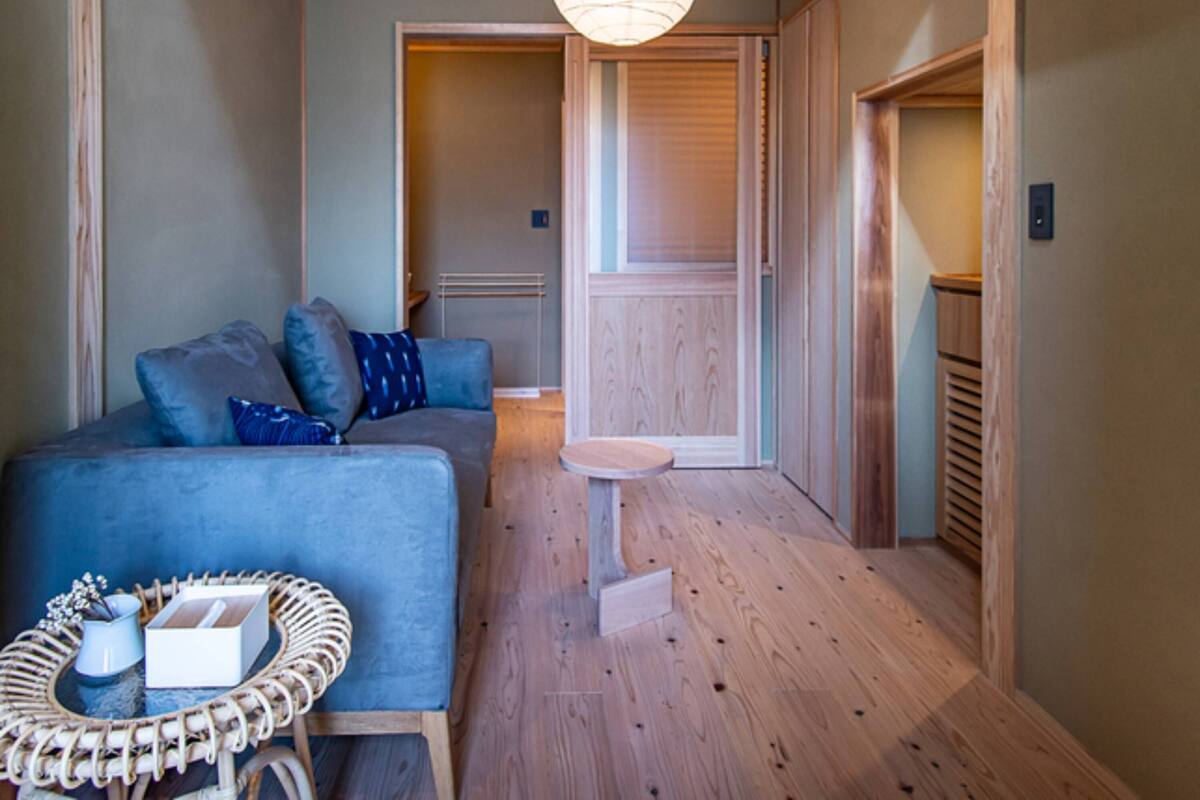 Comfort Twin Room | Makan dalam bilik