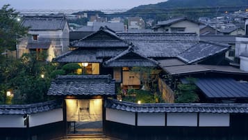 숙박 시설 정면