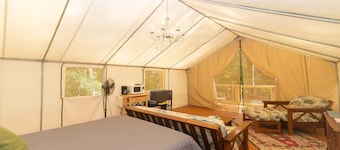 Cooler than your average stay - Glamourous Camping
