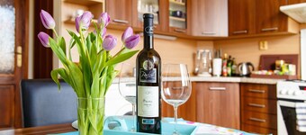 Awesome 2BR city centre dream home+FREE garage