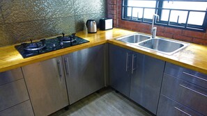 Fridge, microwave, oven, toaster - Minimalist 2.5 storey house in Shah Alam City (Shah Alam)