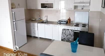 Schöne neue Wohnung 80m2 in Podgorica, Stadt kvart