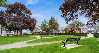 UUSI LUETTELO! Koira-ystävällinen huoneisto erinomaisella paikalla - kävele kaupungin rannoille!