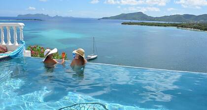 Strandvilla mit 3 Schlafzimmern, 3 BĂ€dern und privatem Pool in Carriacou, Grenada