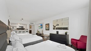 Iron/ironing board, free WiFi, bed sheets - Ocean Drive Studio Apt | Heart of Miami Beach (Miami Beach)