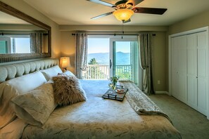 3 Schlafzimmer, Schreibtisch, Bügeleisen/Bügelbrett, Reisekinderbett