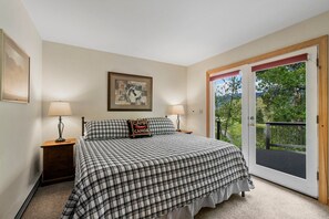 1 soverom, strykejern/-brett, wi-fi (inkludert) og sengetøy