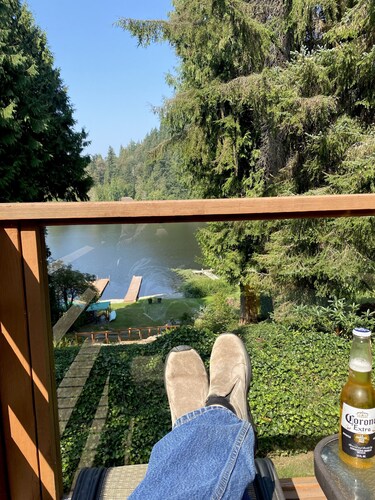 Private house, no stairs, large deck,  5 watercraft hiking trails - 2026WorldCup