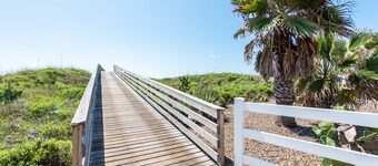 Flamingo House - First Floor Unit that’s a 5-7 minute walk to the beach.