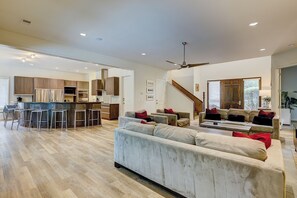 Een smart-tv en streamingdiensten