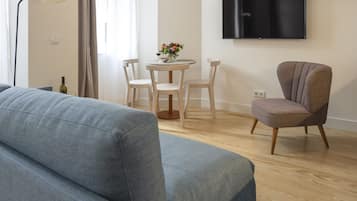 In-room safe, iron/ironing board, cots/infant beds, free WiFi