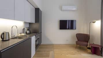 Duplex, 1 Bedroom | Private kitchen