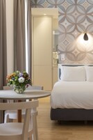 Studio | In-room safe, iron/ironing board, cribs/infant beds, free WiFi