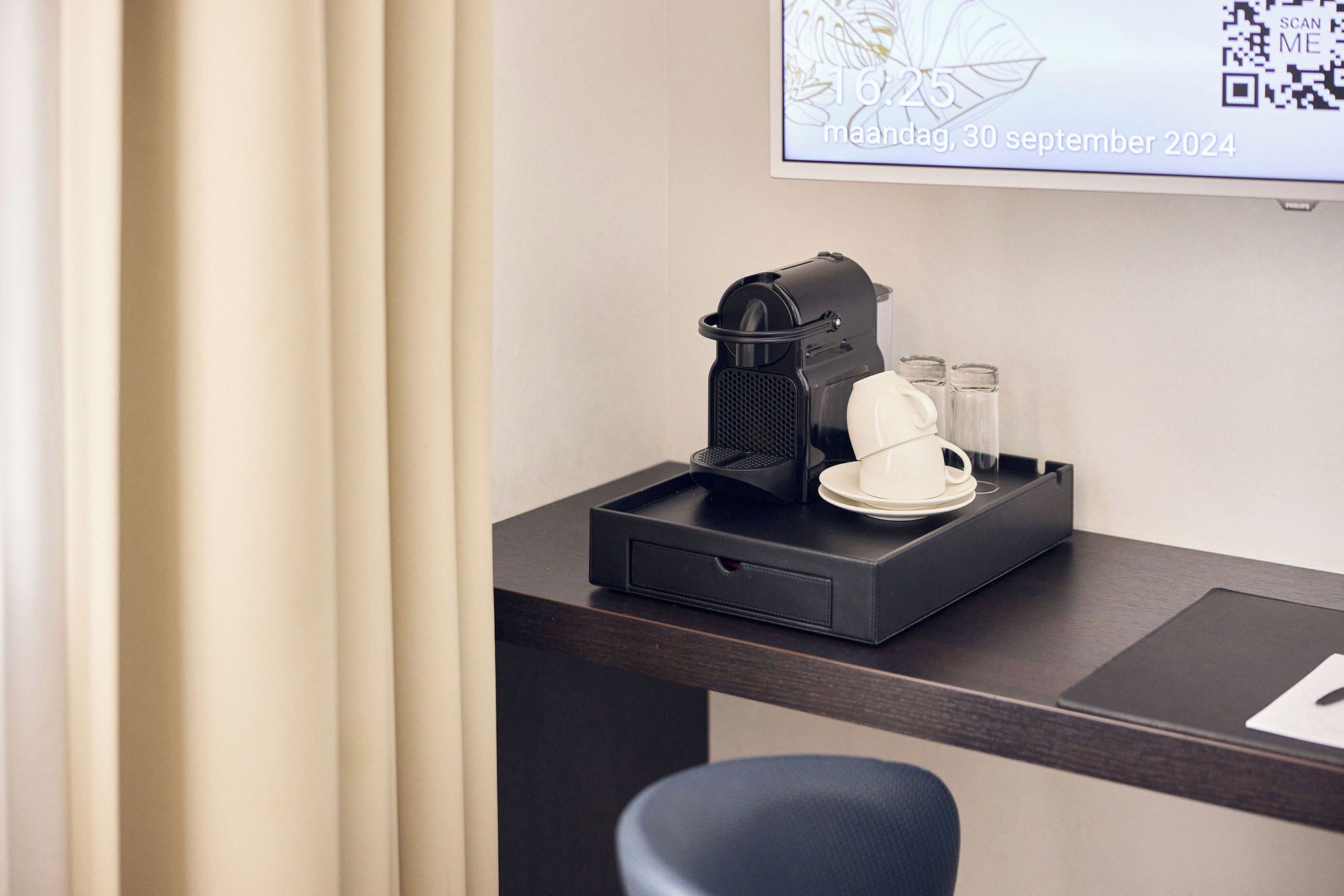 business suite | 1 bedroom, minibar, in-room safe, desk