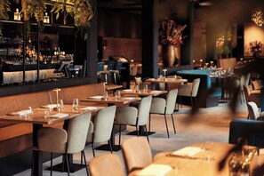 Breakfast, lunch and dinner served - Van der Valk Hotel Mechelen (Mechelen)