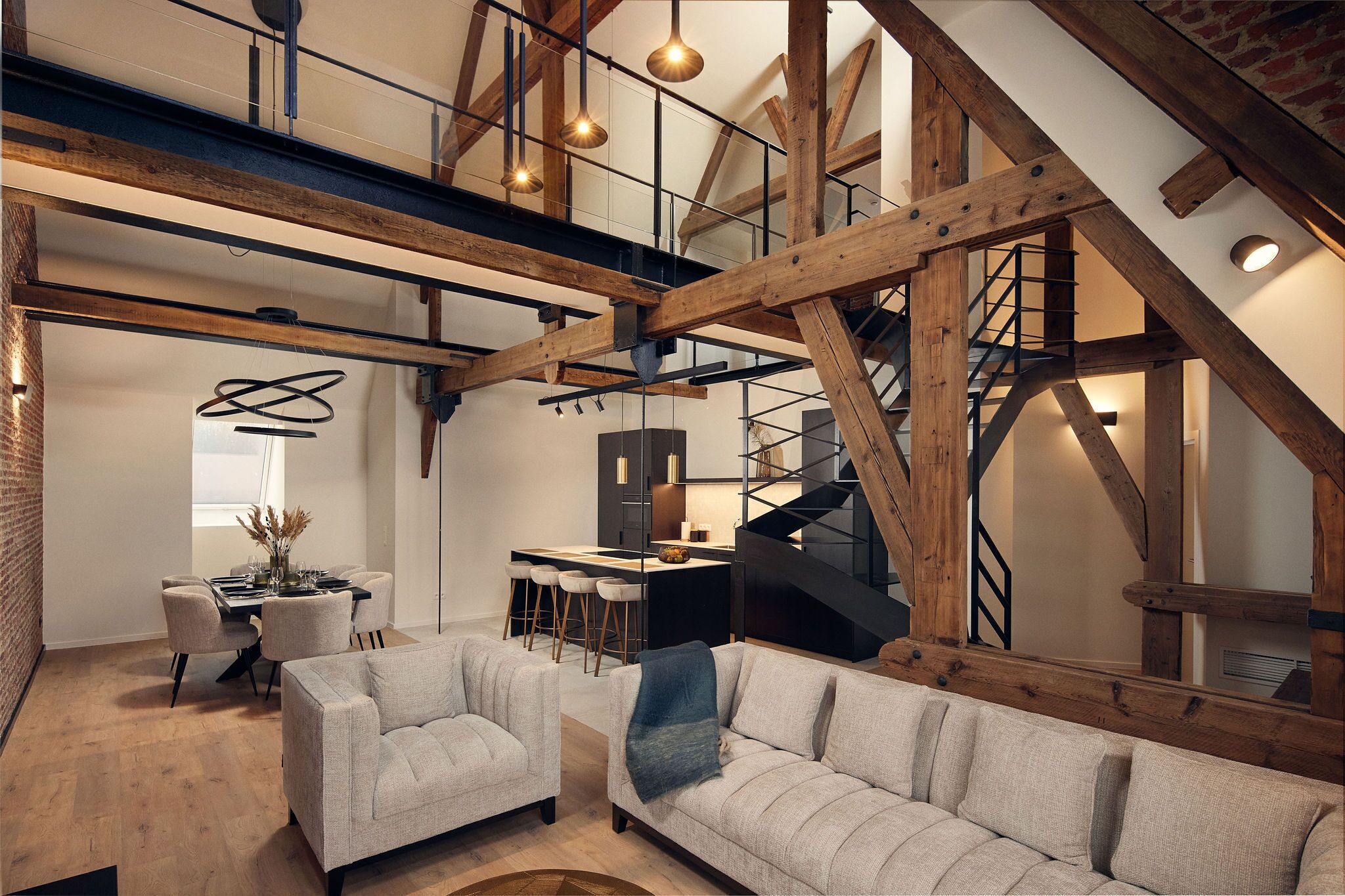 deluxe loft, 1 king bed with sofa bed | 1 bedroom, minibar, in-room safe, desk