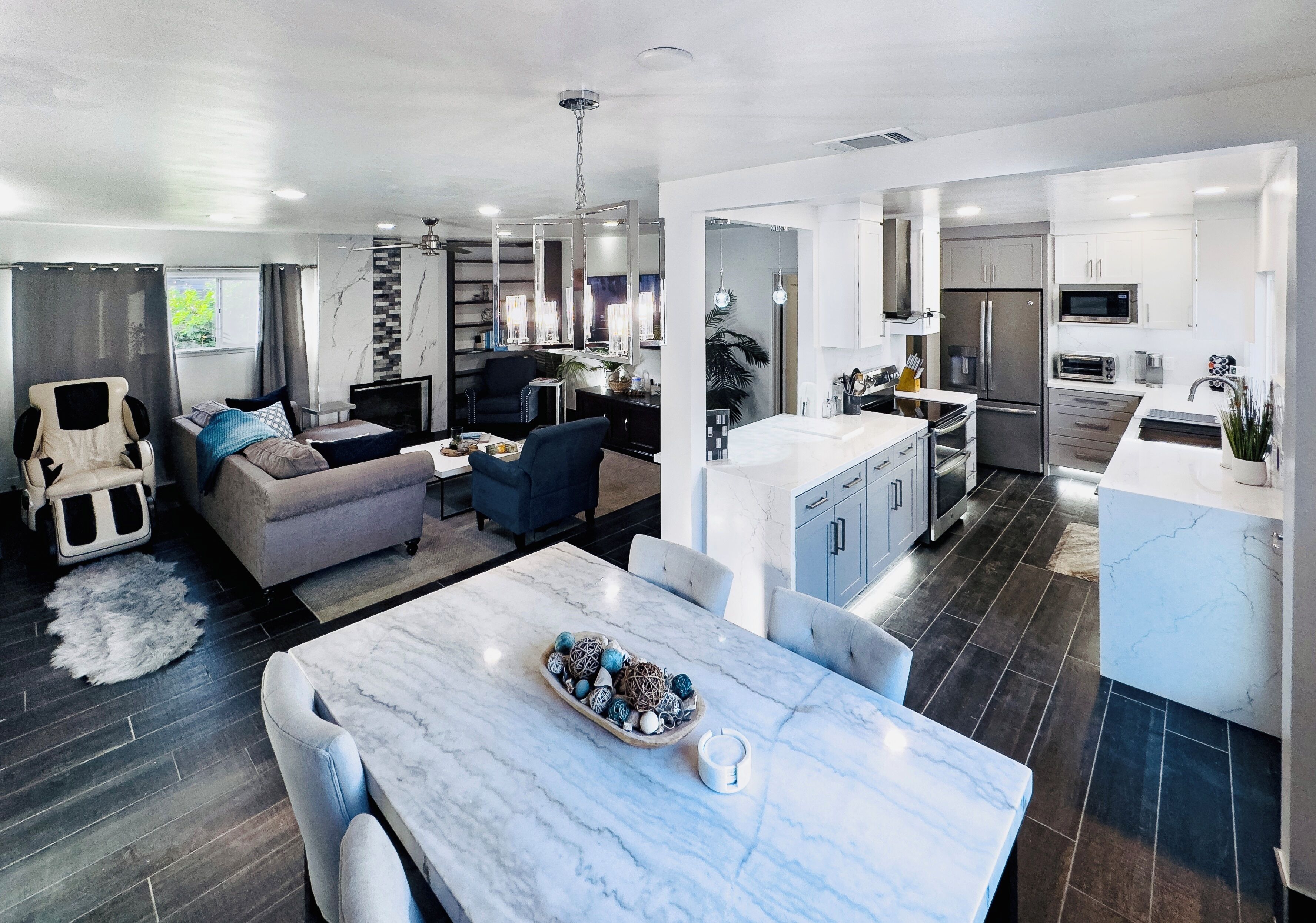 Open Space Kitchen, Dining Room and Living Room