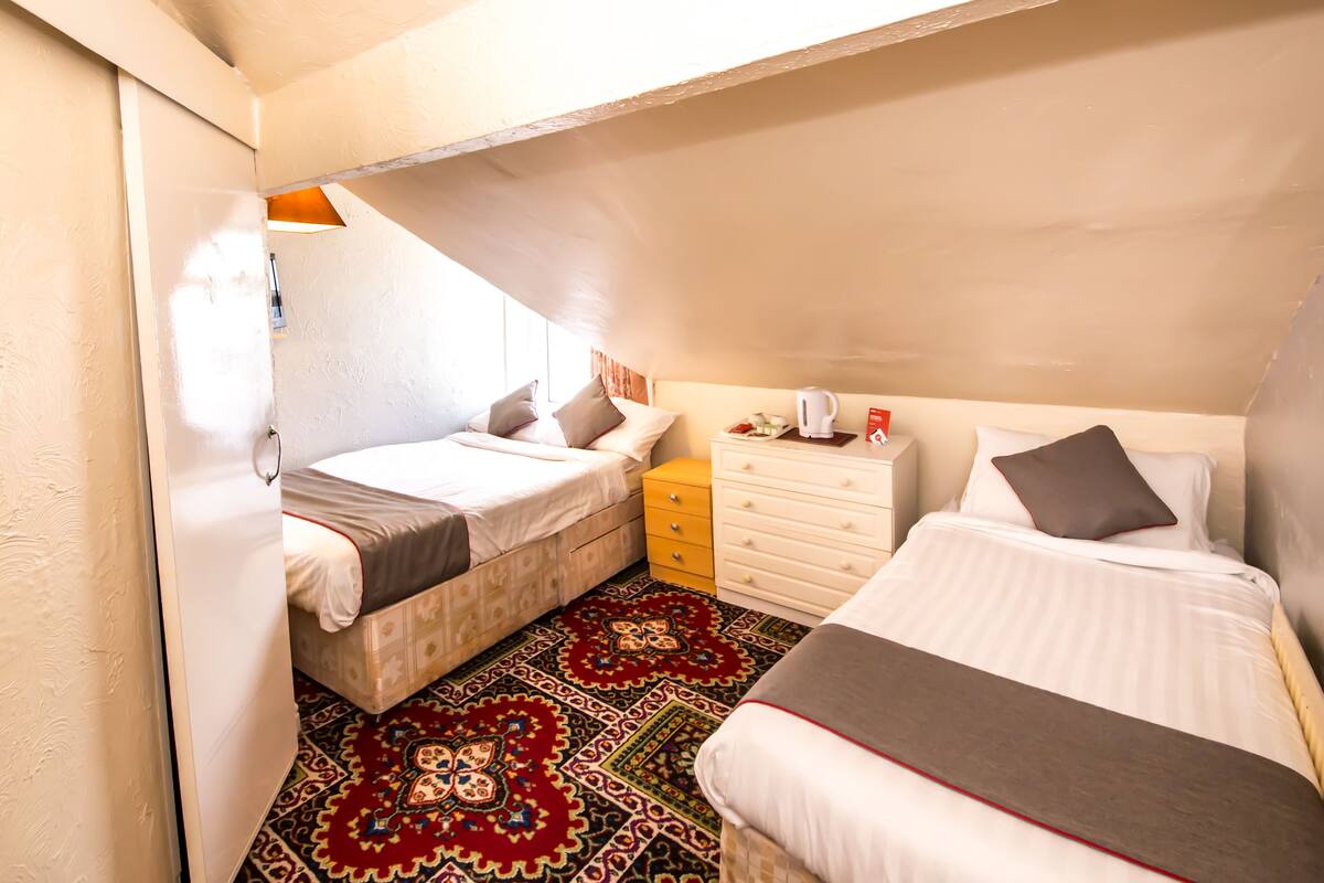 Habitación triple Deluxe | Wifi gratis
