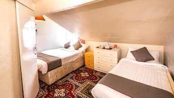 Deluxe Triple Room | Free WiFi