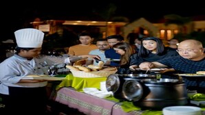 Family dining - Lustre Bagan Resort (Nyaung-U)