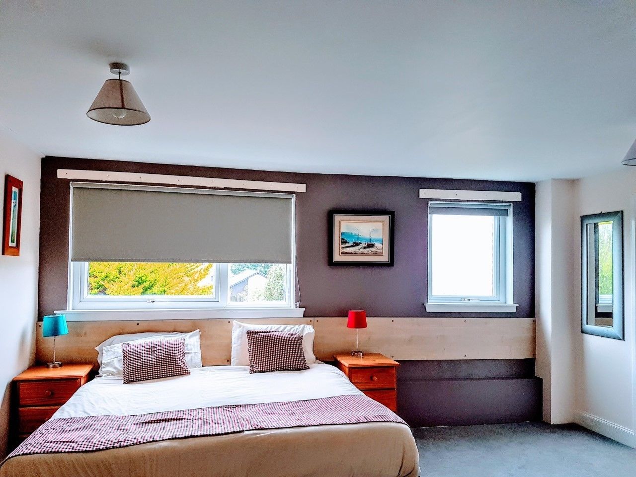 family room | free wifi, bed sheets